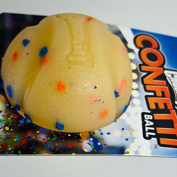 Chuck It! Confetti Ball Dog Toy, M Limited Edition NEW!!! - Picture 5 of 10